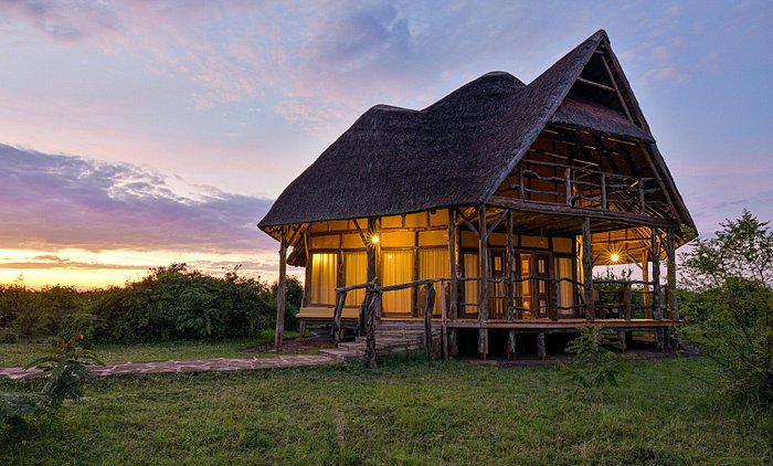  Where to stay on 4 Days Queen Elizabeth Safari in Uganda 